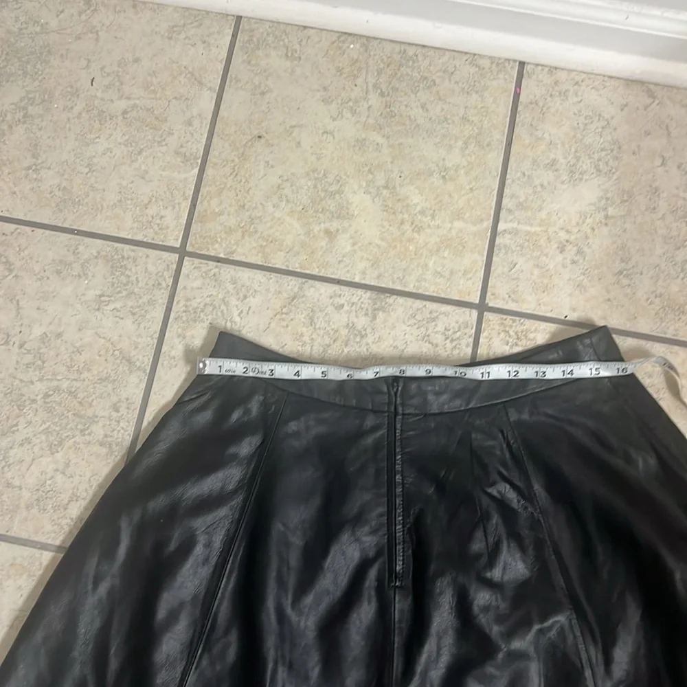 ASOS 100% Leather Skirt with side pockets, size 8